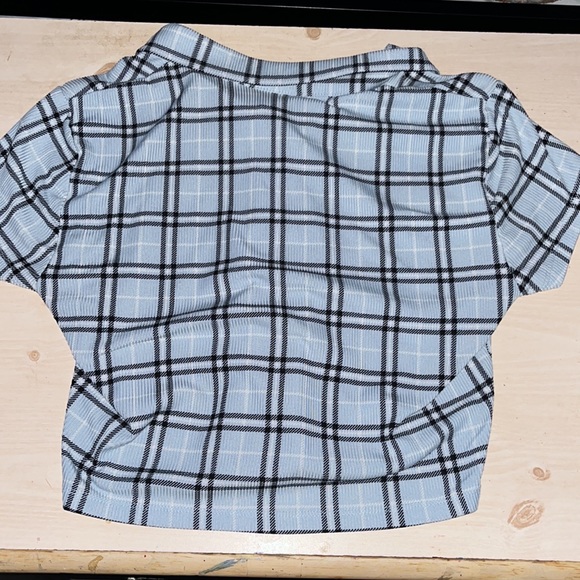 Blue pliad crop top - Picture 3 of 3